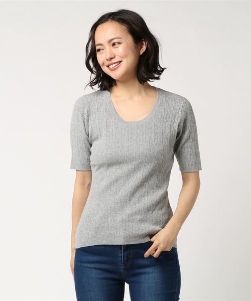 three dots(スリードッツ)の「コットンメランジリブ Uネック(ニット/セーター・レディース・チェリーピンク/杢グレー/ネイビー/スカイブルー/イエロー・MEDIUM/SMALL)」の2枚目の写真