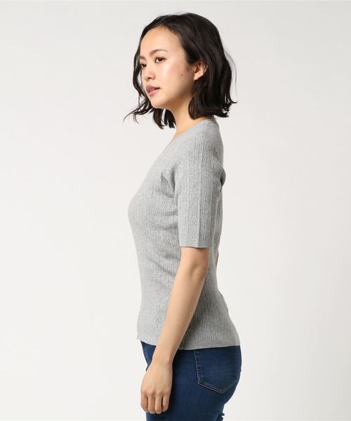 three dots(スリードッツ)の「コットンメランジリブ Uネック(ニット/セーター・レディース・チェリーピンク/杢グレー/ネイビー/スカイブルー/イエロー・MEDIUM/SMALL)」の7枚目の写真