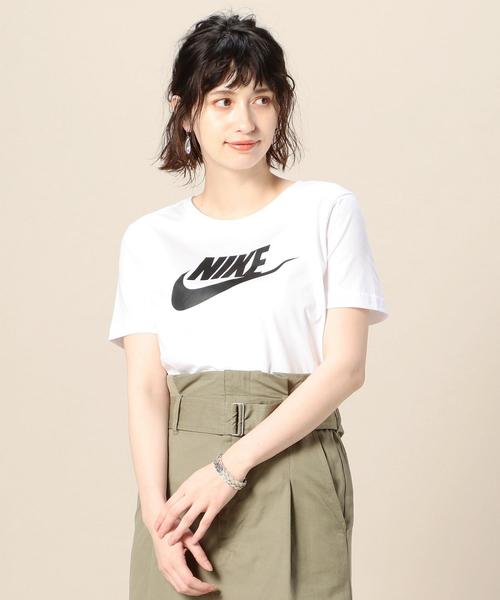 NIKE(ナイキ)の「<NIKE(ナイキ)>ロゴTシャツ(Tシャツ/カットソー・レディース・ホワイト/ブラック・MEDIUM)」の2枚目の写真
