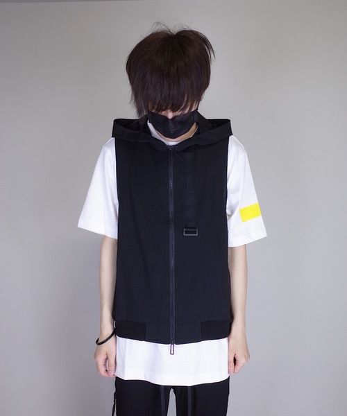 SPIRITUAL HOOD VEST(ベスト)|rovtski(ロフトスキー)の SPIRITUAL HOOD VEST(ベスト)|rovtski(ロフトスキー)の