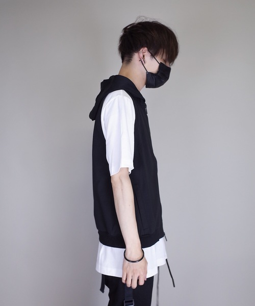 SPIRITUAL HOOD VEST(ベスト)|rovtski(ロフトスキー)の SPIRITUAL HOOD VEST(ベスト)|rovtski(ロフトスキー)の