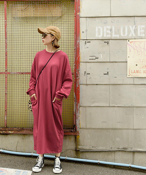 coca(coca)(コカ)の「ポケット付きスウェットワンピース(ワンピース・レディース・カーキ/ネイビー/ピンク/ブラック/ホワイト/マスタード/ブラウン/パープル・ONE SIZE)」の8枚目の写真