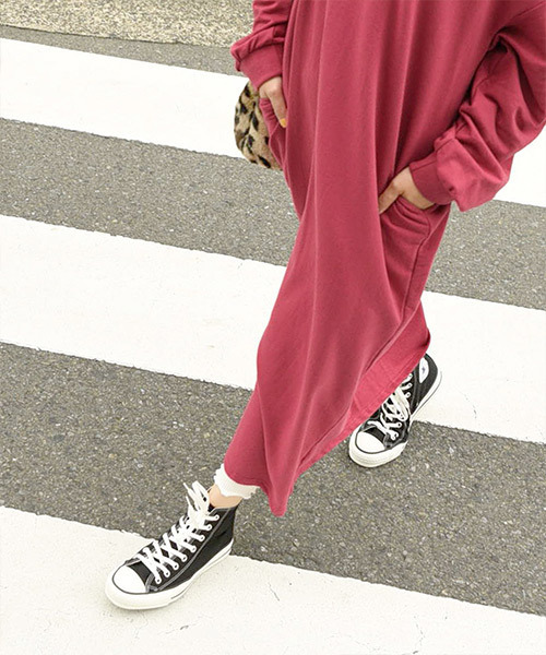 coca(coca)(コカ)の「ポケット付きスウェットワンピース(ワンピース・レディース・カーキ/ネイビー/ピンク/ブラック/ホワイト/マスタード/ブラウン/パープル・ONE SIZE)」の18枚目の写真