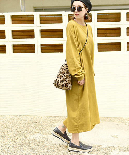 coca(coca)(コカ)の「ポケット付きスウェットワンピース(ワンピース・レディース・カーキ/ネイビー/ピンク/ブラック/ホワイト/マスタード/ブラウン/パープル・ONE SIZE)」の19枚目の写真