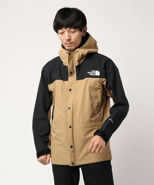 THE NORTH FACE(ザノースフェイス)の「【THE NORTH FACE】 Mountain Light Jacket(ブルゾン・メンズ・グリーン/ベージュ/イエロー・S/L/M)」の2枚目の写真