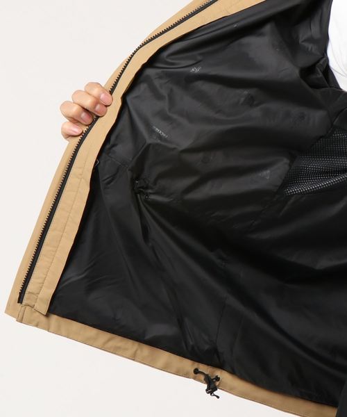 THE NORTH FACE(ザノースフェイス)の「【THE NORTH FACE】 Mountain Light Jacket(ブルゾン・メンズ・グリーン/ベージュ/イエロー・S/L/M)」の6枚目の写真