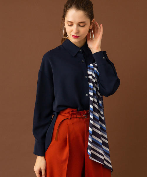 UNITED TOKYO（ユナイテッドトウキョウ）の「スカーフパターンヘムブラウス（シャツ/ブラウス・レディース・ネイビー/オレンジ・1）」の5枚目の写真