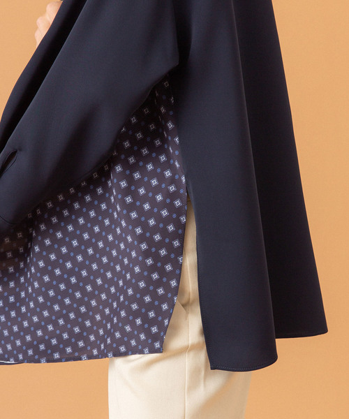 UNITED TOKYO（ユナイテッドトウキョウ）の「スカーフパターンヘムブラウス（シャツ/ブラウス・レディース・ネイビー/オレンジ・1）」の15枚目の写真