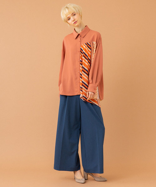 UNITED TOKYO（ユナイテッドトウキョウ）の「スカーフパターンヘムブラウス（シャツ/ブラウス・レディース・ネイビー/オレンジ・1）」の20枚目の写真