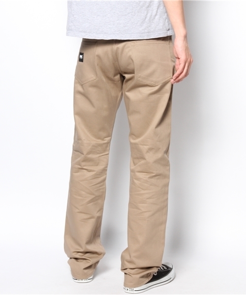 FTC（エフティーシー）の「THE EMB（チノパンツ）」 - WEAR