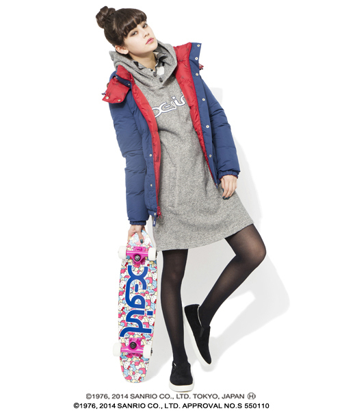 X-girl(エックスガール)の「STAR REVERSIBLE PUFF JUMPER(ダウンジャケット/コート・レディース・ブラック/ベージュ/ネイビー・1/2)」の14枚目の写真