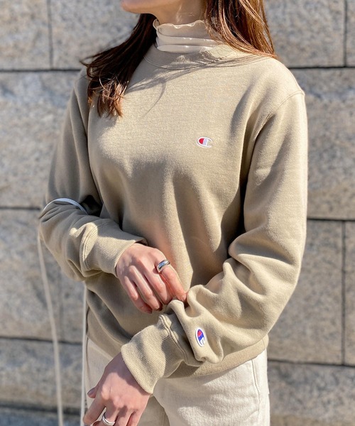 Champion（チャンピオン）の「[Champion]チャンピオンクルーネックスウェットトップス（スウェット・レディース・ホワイト/グレー/ブラック/ネイビー/オリーブ/ベージュ系その他/チャコール/オレンジ/ベージュ/モスグリーン/レンガ・L/M）」の6枚目の写真