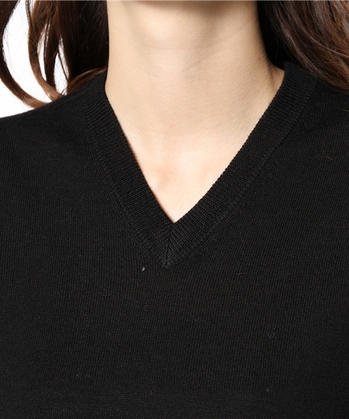 BEAMS BOY(ビームスボーイ)の「BEAMS BOY / 12ゲージ エルボーパッチ Vネック 14FW(ニット/セーター・レディース・ブラック/レッド/ブルー系その他・ONE SIZE)」の7枚目の写真