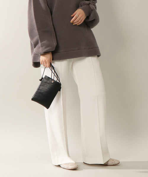 notch.（ノッチ）の「センタープレスパンツ（スラックス・レディース・ライトグレー/オフホワイト/ブルー/ブラック/ピンク/ライトベージュ・L/M/TL/TM）」の2枚目の写真