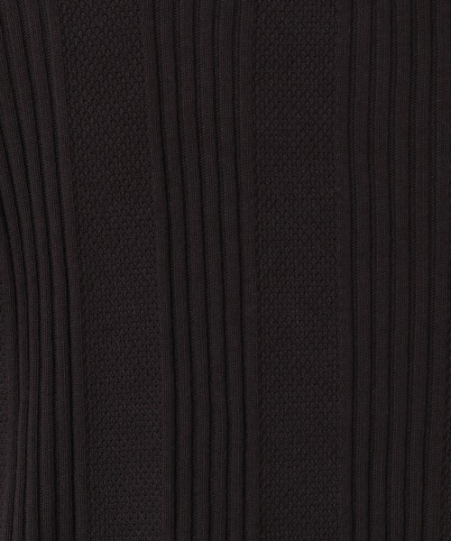 LOWRYS FARM（ローリーズファーム）の「ＪＱスクエアタンク　886682（タンクトップ・レディース・チャコールグレー/ベージュ/ブラウン・FREE）」の6枚目の写真