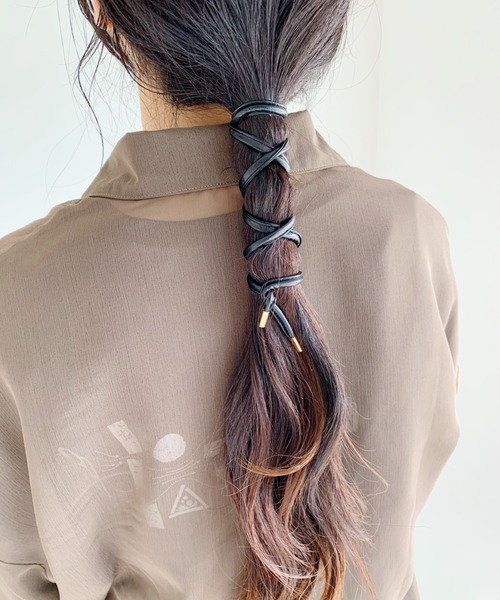 CLEA（クレア）の「PUワイヤーリボン（その他ヘアアクセサリー・レディース・ブラック/ベージュ/キャメル/アイボリー/ワイン/オリーブ/ブラウン/ダークブラウン・FREE）」の3枚目の写真