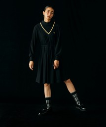 53713730b_8_d_215.jpg