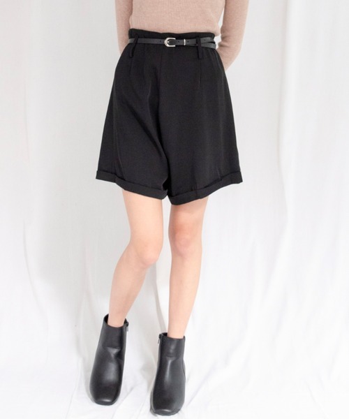 yuue' ( wear )(ユーイ)の「ナローベルト付きフレアショートパンツ(その他パンツ・レディース・ブラック/ホワイト・S/L/M)」の9枚目の写真