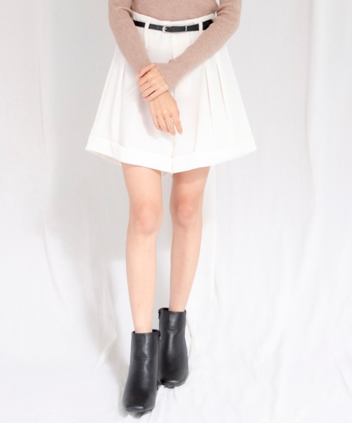 yuue' ( wear )(ユーイ)の「ナローベルト付きフレアショートパンツ(その他パンツ・レディース・ブラック/ホワイト・S/L/M)」の13枚目の写真