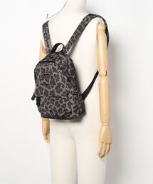 マークジェイコブス ロック レオパード リュック MARC JACOBS（マークジェイコブス）の「QUILTED NYLON PRINTED