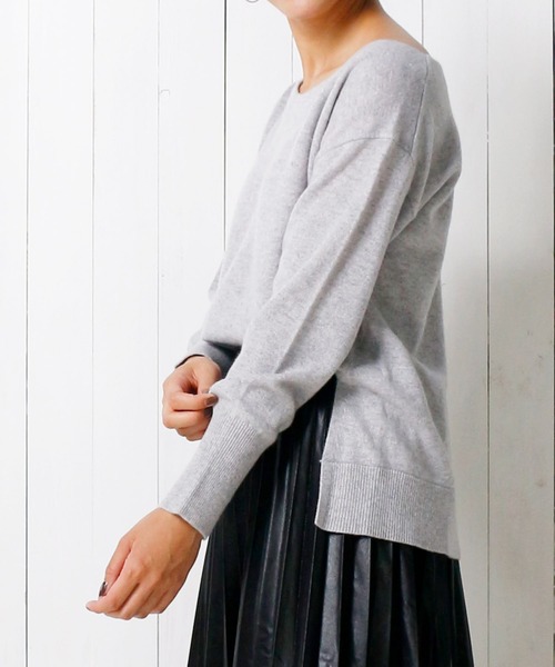 Emma Taylor（エマテイラー）の「カシミヤ100%ふわふわニットプルオーバー（サイドスリットクルーネック）（ニット/セーター・レディース・グレー/ブラック/ブルー・FREE）」の19枚目の写真