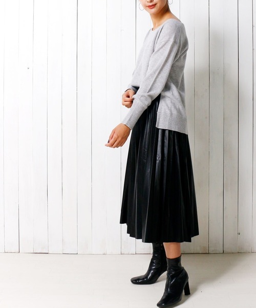 Emma Taylor（エマテイラー）の「カシミヤ100%ふわふわニットプルオーバー（サイドスリットクルーネック）（ニット/セーター・レディース・グレー/ブラック/ブルー・FREE）」の15枚目の写真