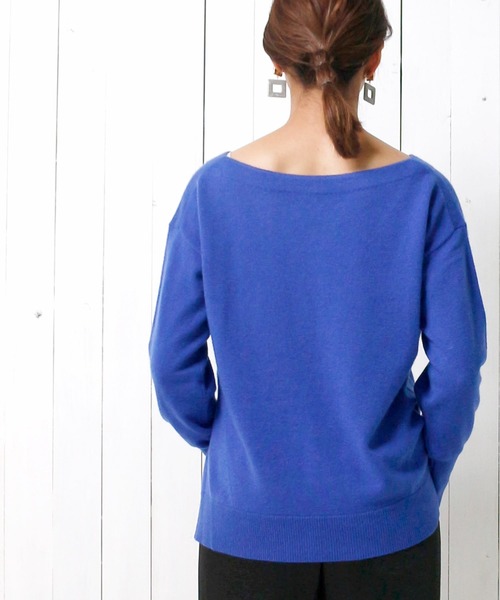 Emma Taylor（エマテイラー）の「カシミヤ100%ふわふわニットプルオーバー（サイドスリットクルーネック）（ニット/セーター・レディース・グレー/ブラック/ブルー・FREE）」の16枚目の写真
