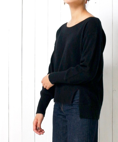 Emma Taylor（エマテイラー）の「カシミヤ100%ふわふわニットプルオーバー（サイドスリットクルーネック）（ニット/セーター・レディース・グレー/ブラック/ブルー・FREE）」の7枚目の写真