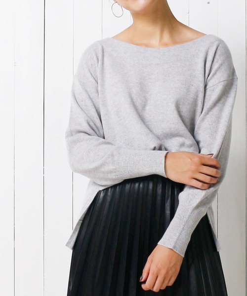 Emma Taylor（エマテイラー）の「カシミヤ100%ふわふわニットプルオーバー（サイドスリットクルーネック）（ニット/セーター・レディース・グレー/ブラック/ブルー・FREE）」の21枚目の写真
