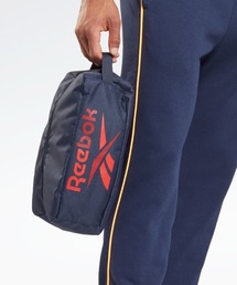 Reebok（リーボック）の「トレーニング エッセンシャルズ シューズ バッグ / Training Essentials Shoe Bag（エコバッグ/サブバッグ・キッズ）」