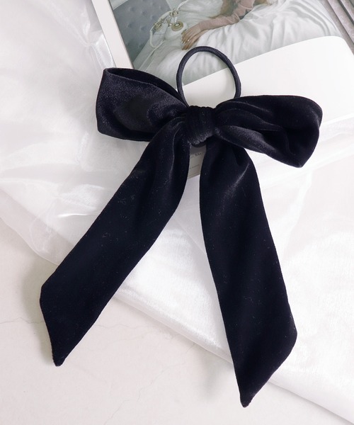 Monocoro toppi（モノコロトッピ）の「上品な光沢感。ベロアリボンボリュームヘアゴム（ヘアゴム・レディース・ブラック/ベージュ/テラコッタ/チャコール/ブラウン・フリー）」の15枚目の写真