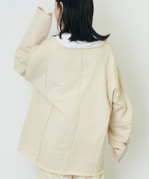 forksy.（フォルクシー）の「【forksy.】 オーバーサイズ カットオフスウェットVネックプルオーバー（スウェット・レディース・パープル/ダークグレー/ベージュ系その他/グリーン系その他・FREE）」の21枚目の写真