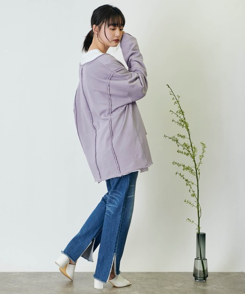 forksy.（フォルクシー）の「【forksy.】 オーバーサイズ カットオフスウェットVネックプルオーバー（スウェット・レディース・パープル/ダークグレー/ベージュ系その他/グリーン系その他・FREE）」の11枚目の写真