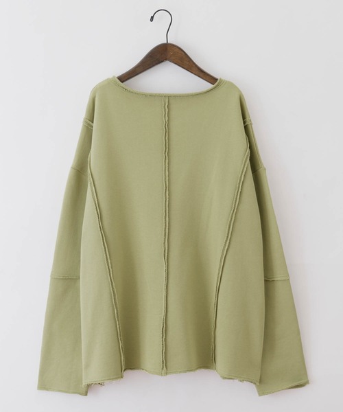 forksy.（フォルクシー）の「【forksy.】 オーバーサイズ カットオフスウェットVネックプルオーバー（スウェット・レディース・パープル/ダークグレー/ベージュ系その他/グリーン系その他・FREE）」の15枚目の写真