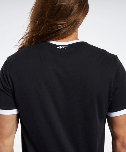 Reebok(リーボック)の「トレーニング エッセンシャルズ リニア ロゴ Tシャツ / Training Essentials Linear Logo Tee(Tシャツ/カットソー・メンズ・ターコイズブルー/ホワイト/ブラック/レッド/ネイビー・XX-LARGE/X-LARGE/MEDIUM/LARGE/SMALL/XXXX-LARGE/XXX-LARGE/X-SMALL)」の9枚目の写真