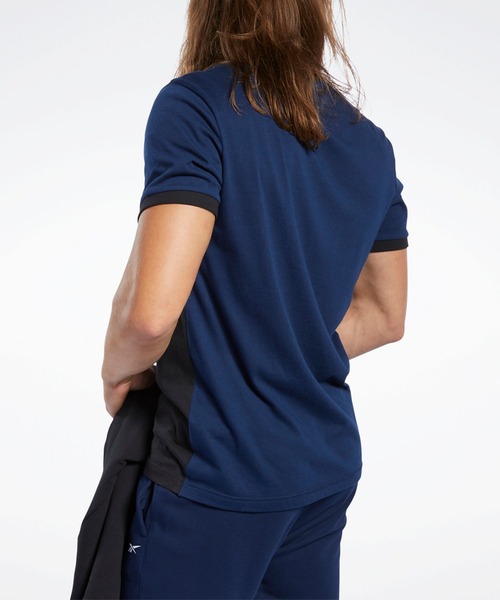 Reebok(リーボック)の「トレーニング エッセンシャルズ リニア ロゴ Tシャツ / Training Essentials Linear Logo Tee(Tシャツ/カットソー・メンズ・ターコイズブルー/ホワイト/ブラック/レッド/ネイビー・XX-LARGE/X-LARGE/MEDIUM/LARGE/SMALL/XXXX-LARGE/XXX-LARGE/X-SMALL)」の16枚目の写真