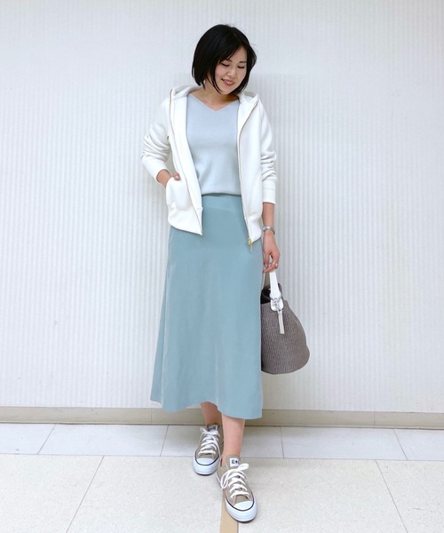 RIVE DROITE(リヴドロワ)の「なめらかな肌触りが魅力 総針2WAYニット(ニット/セーター・レディース・ネイビー/オフホワイト/ライトベージュ/ミント/ブルー系その他/チャコールグレー/ラベンダー・FREE)」の20枚目の写真