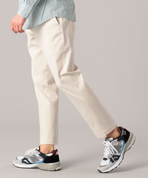 SHIPS(シップス)の「【No tie, but smartness.】SHIPS: 《ストレッチ》コードレーン イージーパンツ(チノパンツ・メンズ・ネイビー/グレー/ナチュラル・SMALL/MEDIUM/LARGE/X-LARGE)」の18枚目の写真