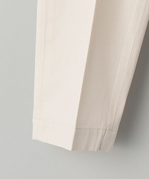 SHIPS(シップス)の「【No tie, but smartness.】SHIPS: 《ストレッチ》コードレーン イージーパンツ(チノパンツ・メンズ・ネイビー/グレー/ナチュラル・SMALL/MEDIUM/LARGE/X-LARGE)」の16枚目の写真