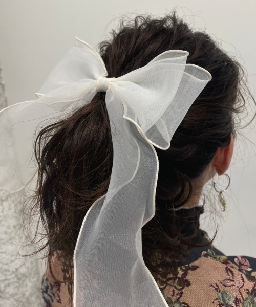 ap retro(アプレトロ)の「オーガンジーヘアリボンゴム【ZOZO限定アイテム】(ヘアゴム・レディース・ホワイト/ピンク/グレー/ブラック/ベージュ/ネイビー・FREE)」の14枚目の写真