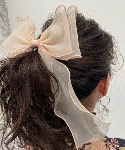ap retro(アプレトロ)の「オーガンジーヘアリボンゴム【ZOZO限定アイテム】(ヘアゴム・レディース・ホワイト/ピンク/グレー/ブラック/ベージュ/ネイビー・FREE)」の7枚目の写真