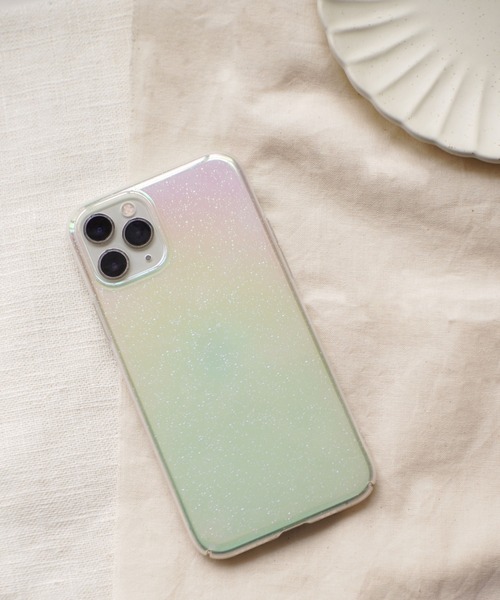 ammy.（エイミードット）の「【 ammy. / エイミードット 】 オーロラ ミラー iPhone ケース / 7, 8 , SE , X , XS , 11 , 11pro , 12mini , 12 , 12pro , 13 , 13pro , 14 , 14pro 対応（スマホケース/カバー・レディース・ブルー/ホワイト/マルチ・C/F/D/A/E/B/H/G/J/I）」の6枚目の写真