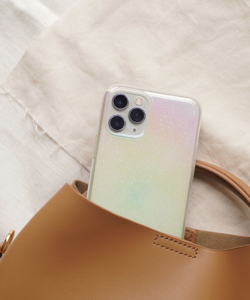 ammy.（エイミードット）の「【 ammy. / エイミードット 】 オーロラ ミラー iPhone ケース / 7, 8 , SE , X , XS , 11 , 11pro , 12mini , 12 , 12pro , 13 , 13pro , 14 , 14pro 対応（スマホケース/カバー・レディース・ブルー/ホワイト/マルチ・C/F/D/A/E/B/H/G/J/I）」の7枚目の写真