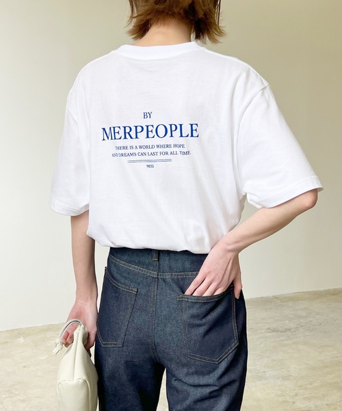 LIAN（リアン）の「MERPEOPLEロゴプリントTシャツ（Tシャツ/カットソー・レディース・ブルー/ベージュ/スミクロ/オフホワイト/オートミール/グリーン/オレンジ/ブルー系その他/ライトグリーン・FREE）」の8枚目の写真