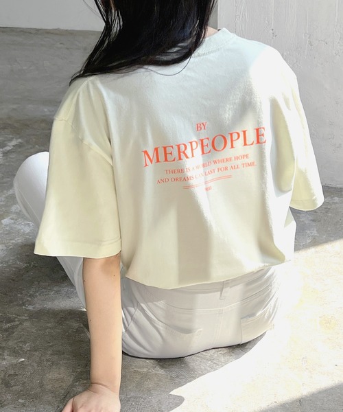 LIAN（リアン）の「MERPEOPLEロゴプリントTシャツ（Tシャツ/カットソー・レディース・ブルー/ベージュ/スミクロ/オフホワイト/オートミール/グリーン/オレンジ/ブルー系その他/ライトグリーン・FREE）」の6枚目の写真