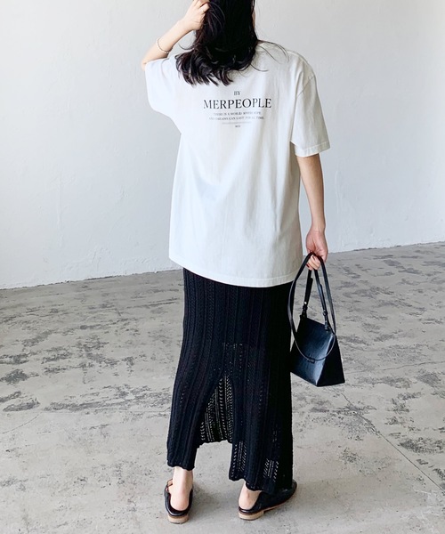 LIAN（リアン）の「MERPEOPLEロゴプリントTシャツ（Tシャツ/カットソー・レディース・ブルー/ベージュ/スミクロ/オフホワイト/オートミール/グリーン/オレンジ/ブルー系その他/ライトグリーン・FREE）」の10枚目の写真