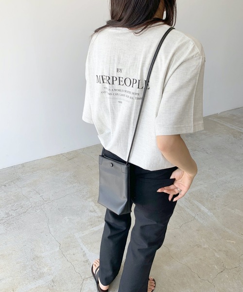 LIAN（リアン）の「MERPEOPLEロゴプリントTシャツ（Tシャツ/カットソー・レディース・ブルー/ベージュ/スミクロ/オフホワイト/オートミール/グリーン/オレンジ/ブルー系その他/ライトグリーン・FREE）」の22枚目の写真