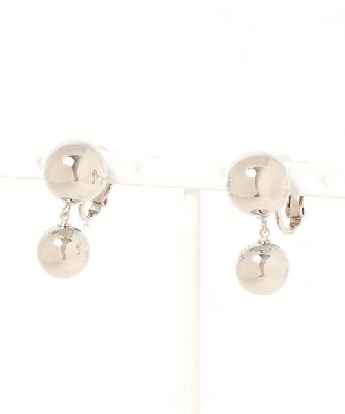 rapiecage（ラピエサージュ）の「Wメタルボールイヤリング（イヤリング・レディース・シルバー/ゴールド・FREE）」の5枚目の写真