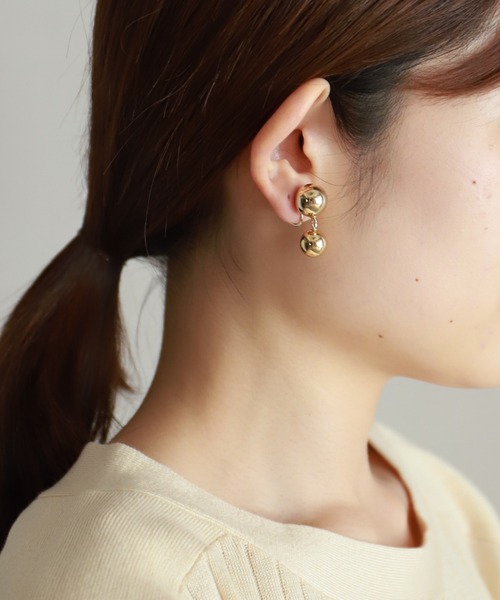 rapiecage（ラピエサージュ）の「Wメタルボールイヤリング（イヤリング・レディース・シルバー/ゴールド・FREE）」の9枚目の写真