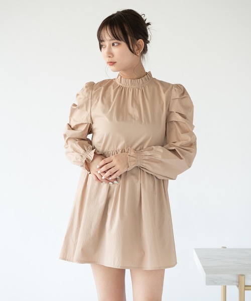 VRIA CHARME(バリアシャルム)の「パワショルダーワンピース(ワンピース・レディース・ブラック/ベージュ・FREE)」の14枚目の写真